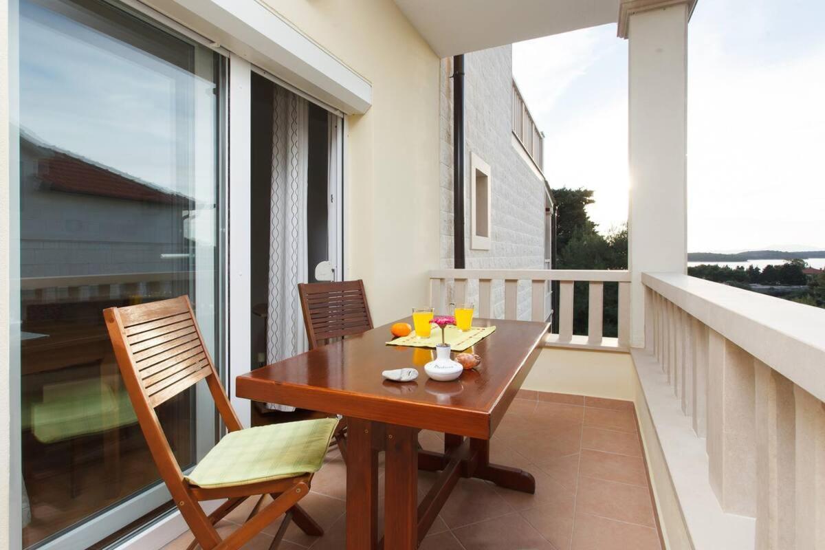 חוואר Hvar Villa Malisko Apartments מראה חיצוני תמונה